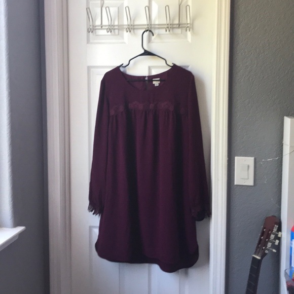 Dresses & Skirts - Dress
